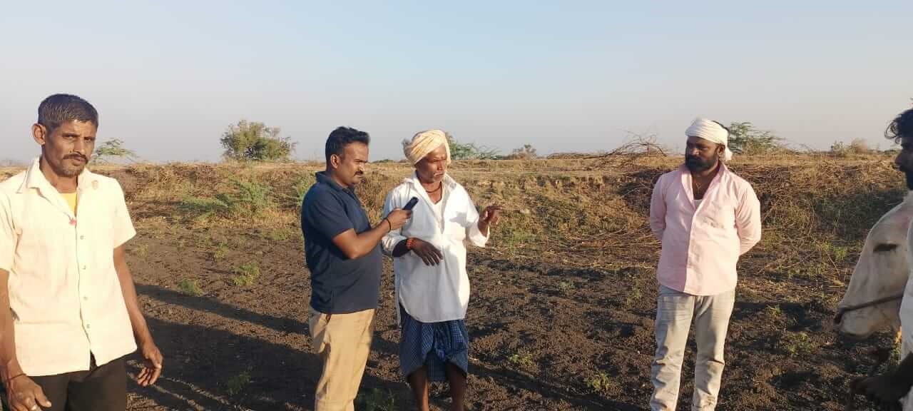 Discussion with farmers on the field